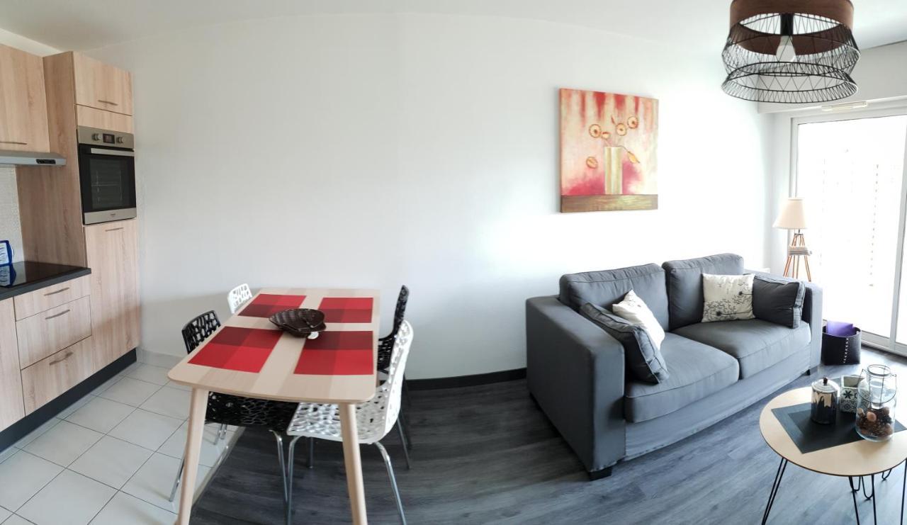 Charmant Studio Residence Avec Terrasse Jardin Au Centre De Vannes Exterior foto